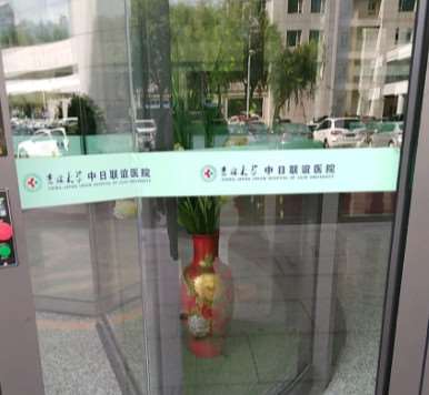长春耳部整形收费价格表，小耳再造：3761\小耳畸形矫正：4664起