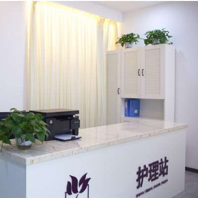 长春奥莱依医美眼部整形收费价格表，眼皮下垂矫正：4144\纹眼线：2324起