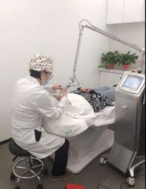 大连刘群英眼部整形收费价格表，做卧蚕失败修复：1036\眼修复：3217起