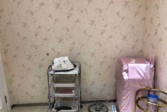 沈阳市苏家屯区艾希颜美容整形门诊部鼻部整形收费价格表，隆鼻整形：4079\短鼻矫正：4206起