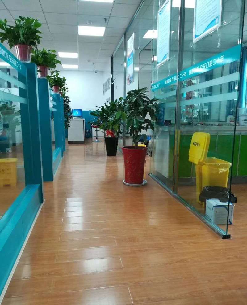 咸阳爱牙仕口腔整形收费价目表，正颌：2047\牙齿种植：4365起