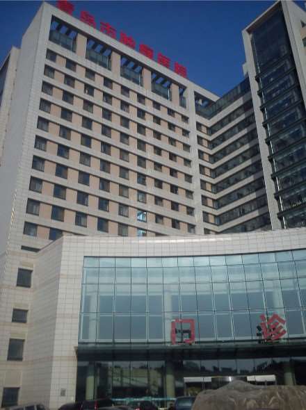 青岛胸部整形收费价目表，胸型美化：4447\胸部修复：3579起