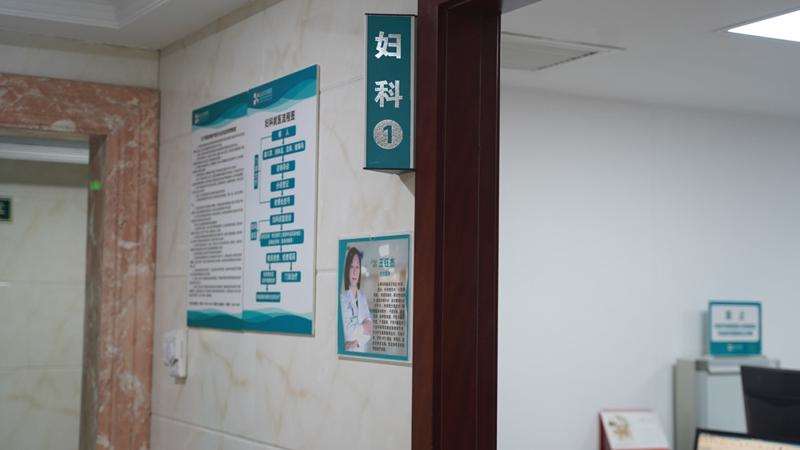 上海鼻部整形收费价目表，鼻尖整形：3745\酒糟鼻治疗：2260起