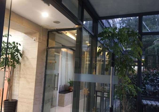 上海牙齿美白价位表2024新版全网发布(2024上海牙齿美白参考价为：18165元)
