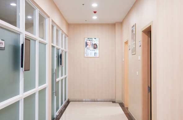 成都美莱医学美容耳部整形收费价格表，小耳再造：2591\小耳畸形矫正：2763起