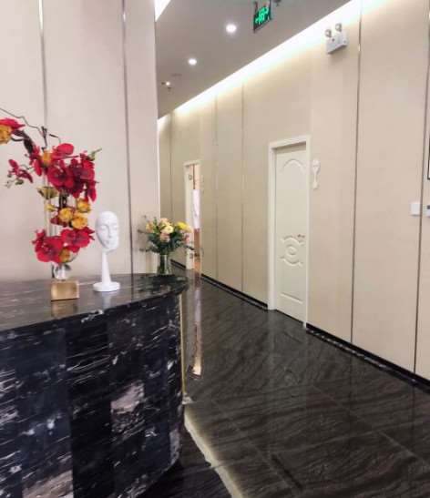 成都口唇整形收费价目表，微笑唇整形：2927\兔唇手术：868起