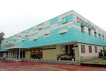 长治医学院附属和平医院鼻部整形收费价格表，鼻尖整形：4144\蒜头鼻治疗：4537起
