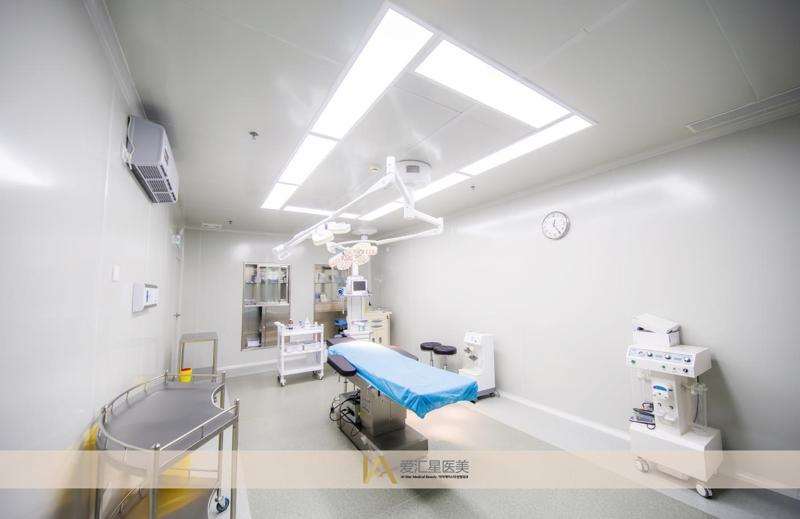 中山消除肿眼泡费用是多少呐(2025中山消除肿眼泡参考价为：4371元)