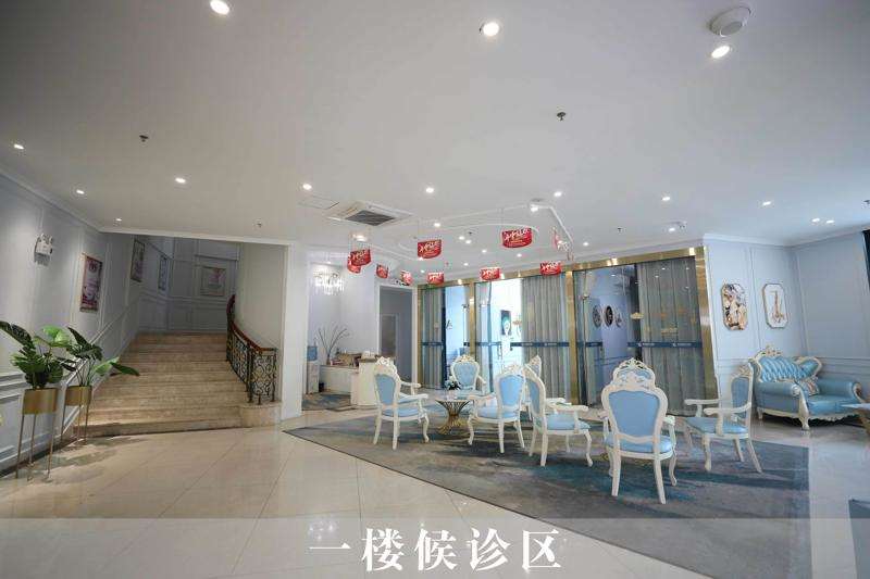 中山鼻部整形收费价格表，延长鼻小柱：1039\去鼻唇沟：2533起