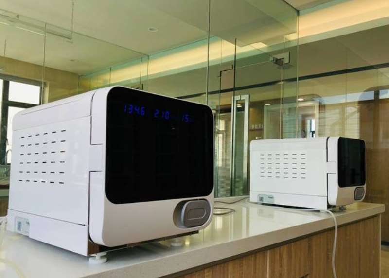 昆明长鹏口腔整形收费价目表，种植牙：2049\正颌：4298起