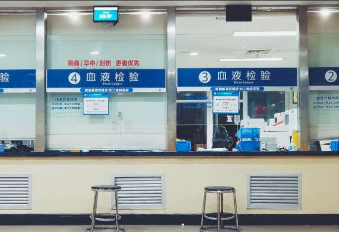 宁波皮肤美容收费价格表，去颈纹失败修复：4313\紧致提升：1622起