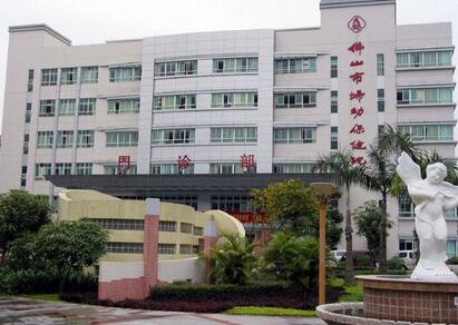 佛山种牙多少钱一颗？佛山曙光口腔医院2025价格表更新