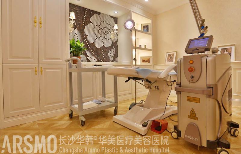 长沙华韩华美美容医院做双眼皮修复怎么样？口碑好技术在线价格合适