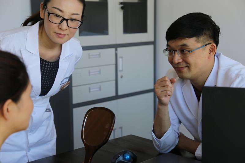 青岛华颜美医疗美容医院抗衰除皱怎么样?科学焕颜,重塑青春轮廓!