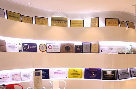 河南郑州集美美容医院，郑州欣奕医疗美容（玉凤路店）哪位专家更厉害