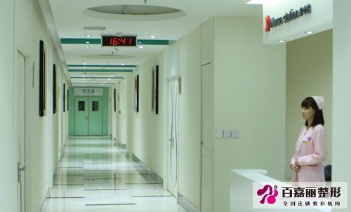 沈阳玻尿酸去颈纹2025价目表均价一览(2025沈阳玻尿酸去颈纹参考价为：16744元)