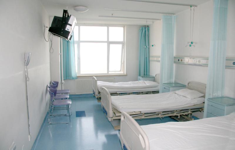 陈岩医生正畸怎么样啊？接受过系统正规的医疗和牙科教育