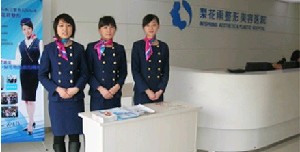 郑州梨花雨整形好不好？割双眼皮口碑及医生介绍
